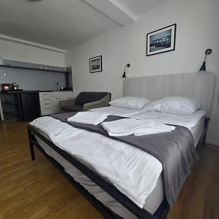 Sloneczko ミエルノ